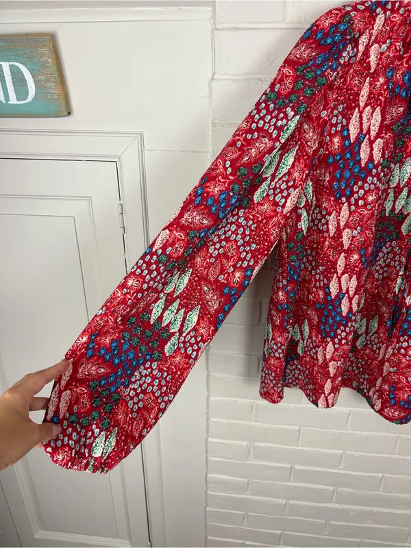 LOFT Colorful Patterned Lightweight Top Size M - Image 8