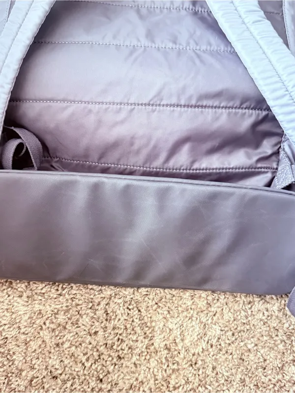 Under Armour Women's Grey Multi-Tasker Backpack Tote Discontinued & Rare - Image 4