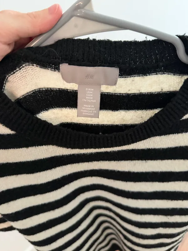H&M Sweater Top  - Image 2