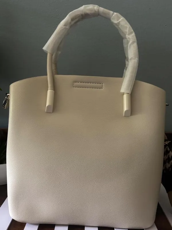 & Other Stories Cute Leather Tote Bag - Image 2