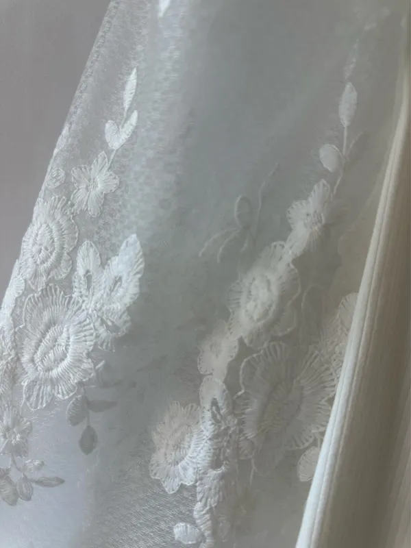 Bodysuit women’s ivory lace sleeve size, medium - Image 2
