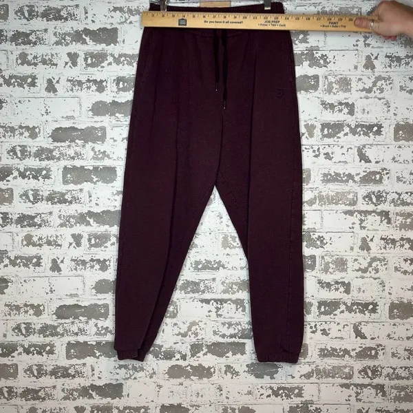 Gymshark | women maroon jogger sweat pants - Image 5