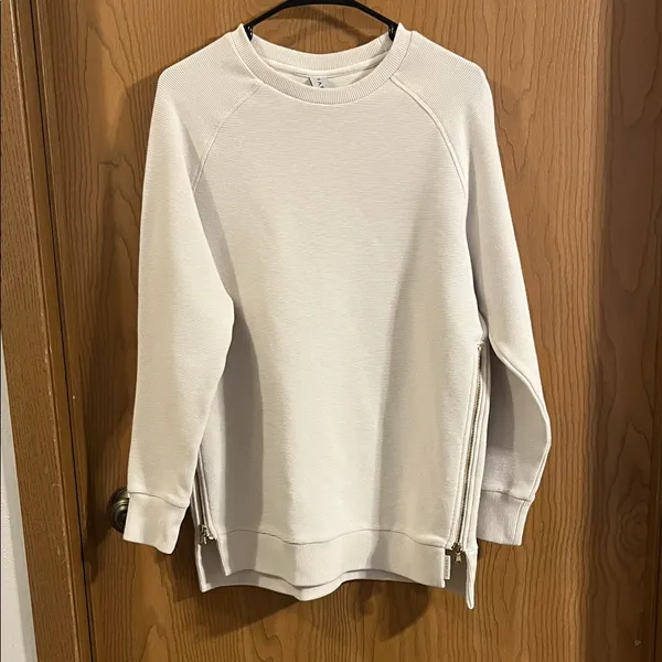 Varley‎ Mae Boyfriend Oversized Sweat Pullover in Egret Small - Image 3