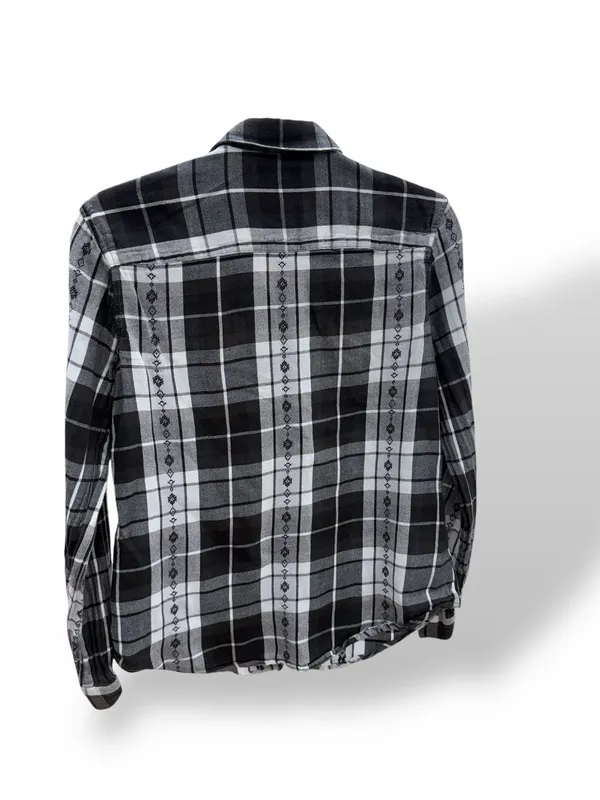 American Eagle‎ Women's M Plaid Flannel Button Up Shirt with Tribal Embroidery - Image 2