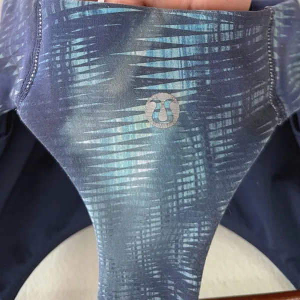 Lululemon Wunder Train Bra‎ Medium Support Shapeshifter Flux Blue Multi size 2 - Image 4