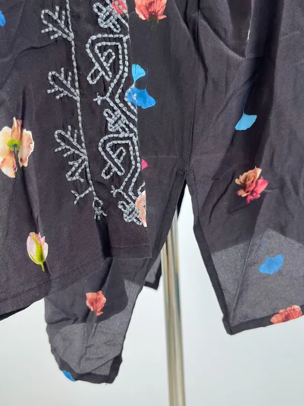 NWOT Johnny Was Biya Silk Embroidered Floral Boho Shirt Blouse Black Sz L - Image 5