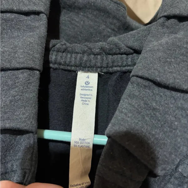 Lululemon crewneck - Image 2