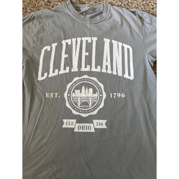 Cleveland Clothing Co "Cleveland Ohio EST 1796" Gray Graphic T-Shirt Size Medium - Image 2