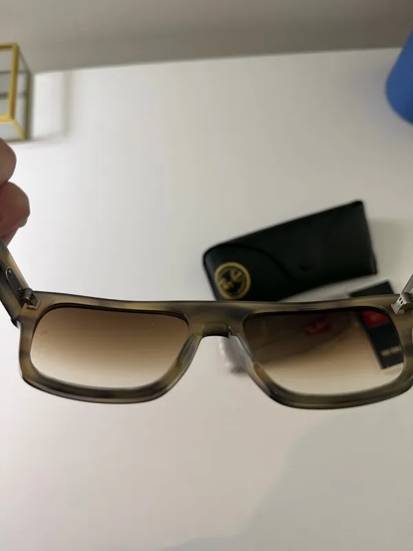 Ray-Ban Sunglasses - Image 8