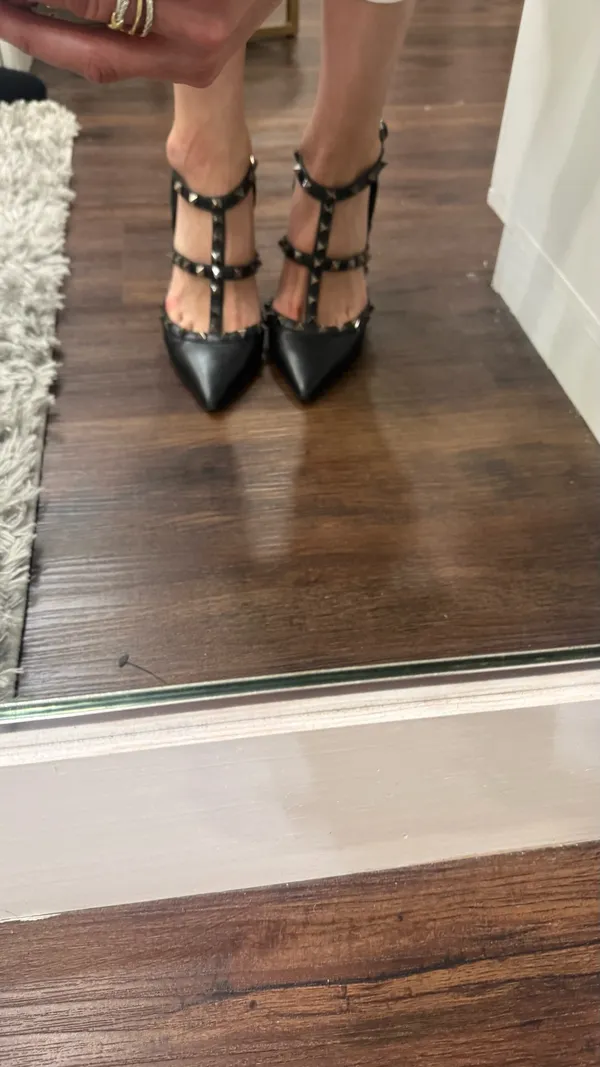 Valentino Garavani Rockstud Pumps Size 39 Black Leather Gunmetal Studs - Image 9