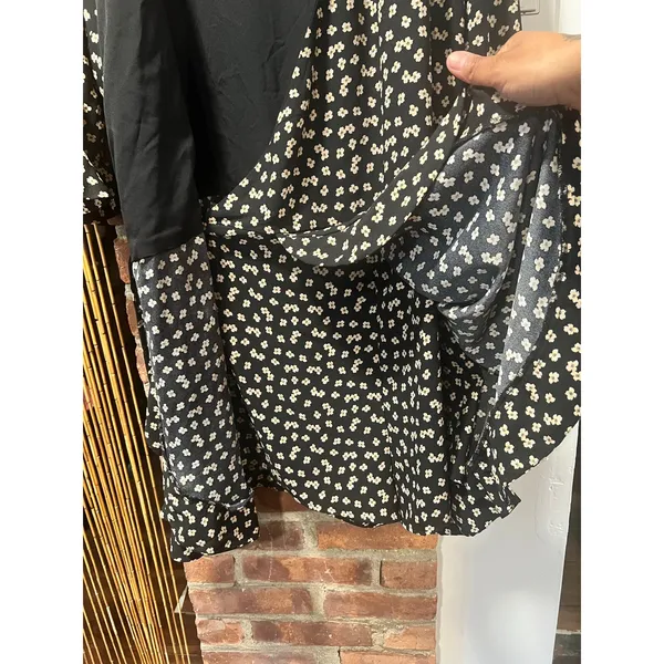 Ann Taylor LOFT 90s Black Floral Faux Wrap Skort Romper Mini Dress Size 10 - Image 6