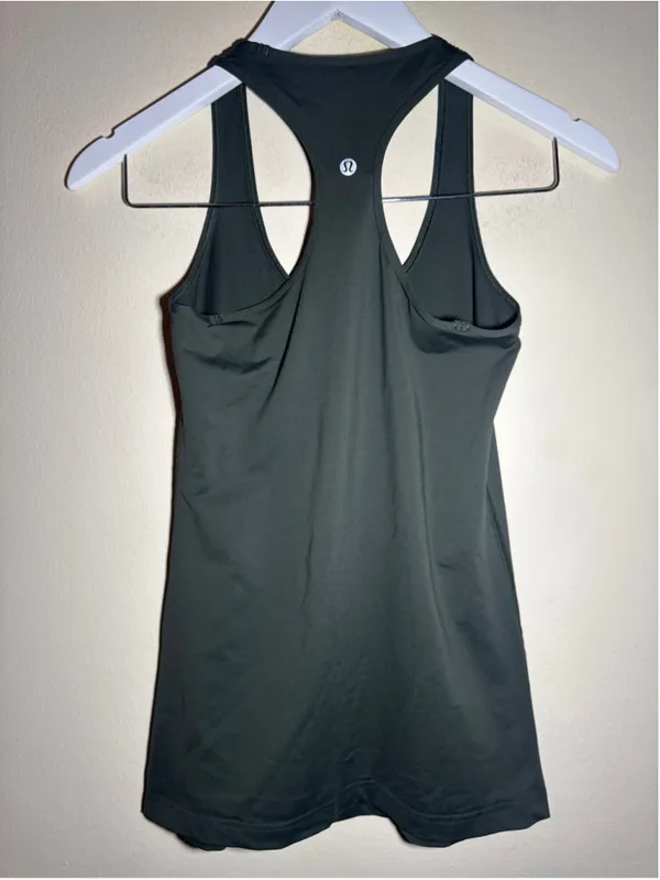 Lululemon Racerback Tank Top Green Sz 6 - Image 3