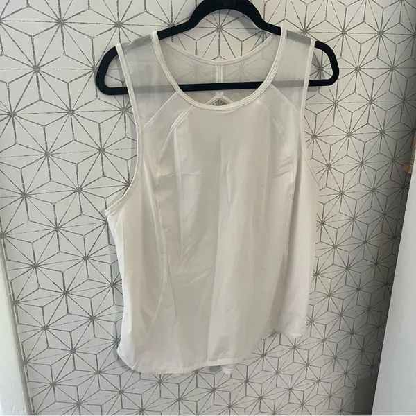 Lululemon Sculpt Tank White - Image 2