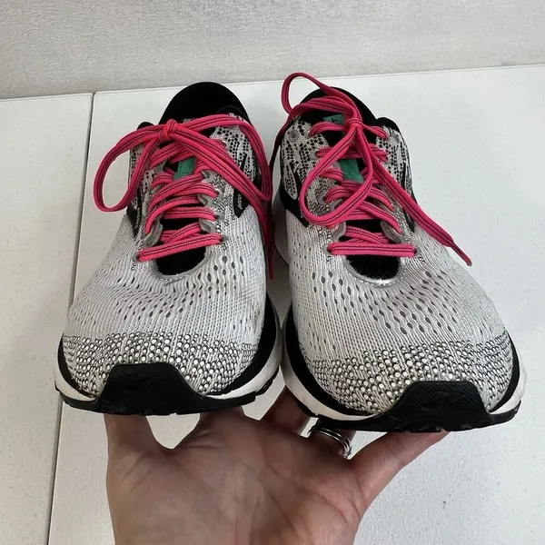 Brooks Ghost 11 Womens‎ 10 Sneakers White Black Pink Running 1202771B192 Shoes - Image 10