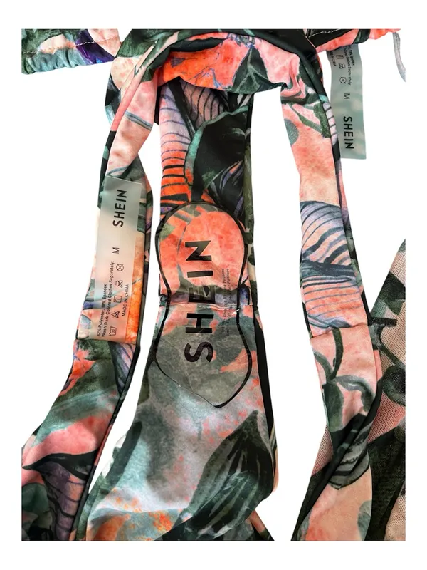 SHEIN Coral Pink and Forest Green Tropical Bikini Set with Sarong - Image 2