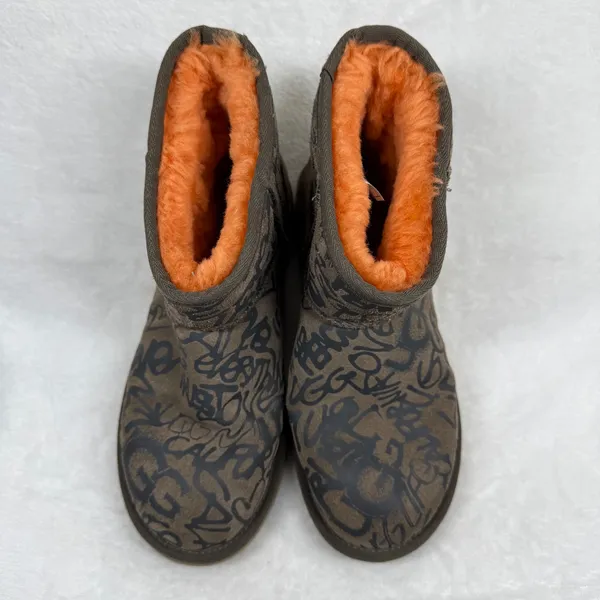 UGG Classic Mini Graffiti Brown Orange Suede Sheepskin Boots 1105432 Womens‎ 8 - Image 3