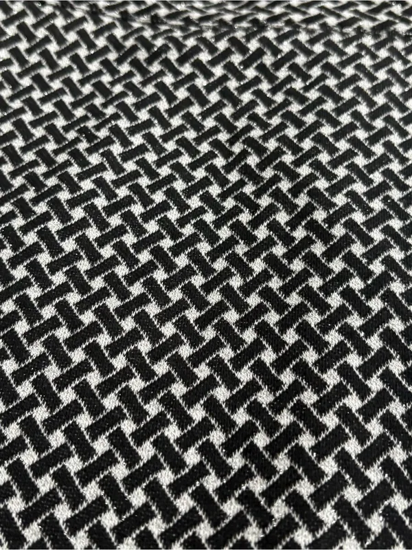 Altar’d State Black White Geometric Tweed High Rise Wrap Skort Shorts Skirt - Image 4