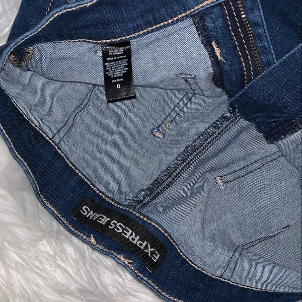 Express high waisted jeans - Image 4