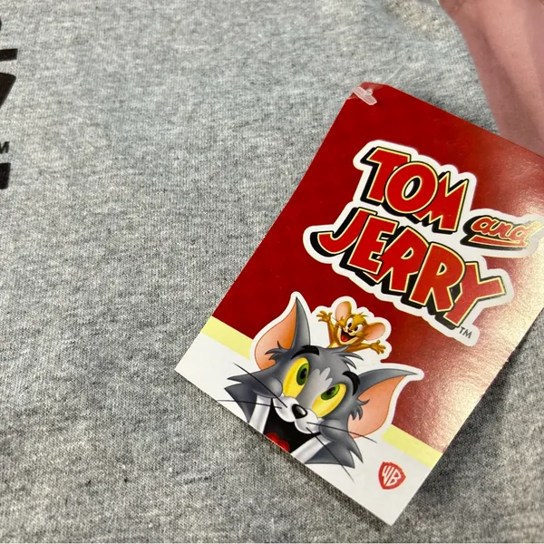 Tom and Jerry pullover Gray Short Sleeve Tee. New with tag. - Image 10