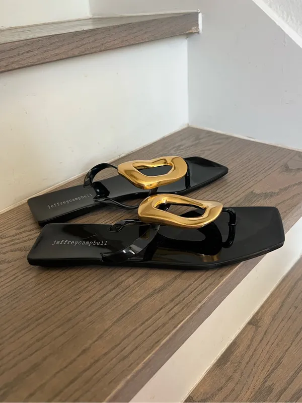 Jeffrey Campbell Linques Flip Flops Sandals in Black NWOB - Image 4
