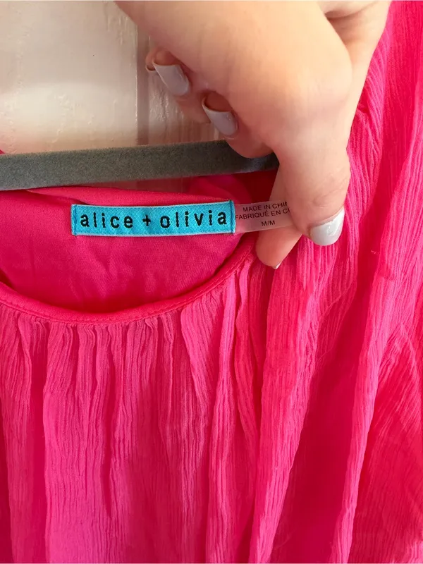 Alice + Olivia Crepe Pleated Tank Hot Pink Size Medium - Image 2