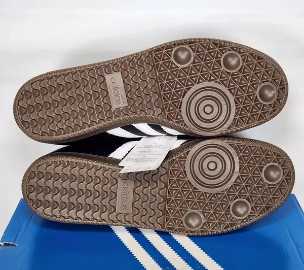 Women's size 6/Men's size 5 (UK 4.5) Adidas Samba Black white gum - Image 3