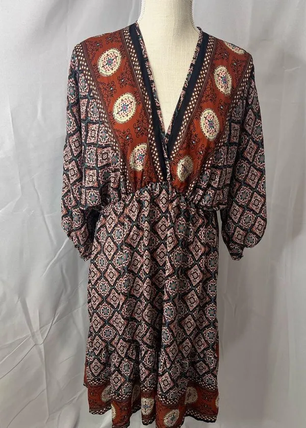 Renee C deep v neck dress size large - Image 12