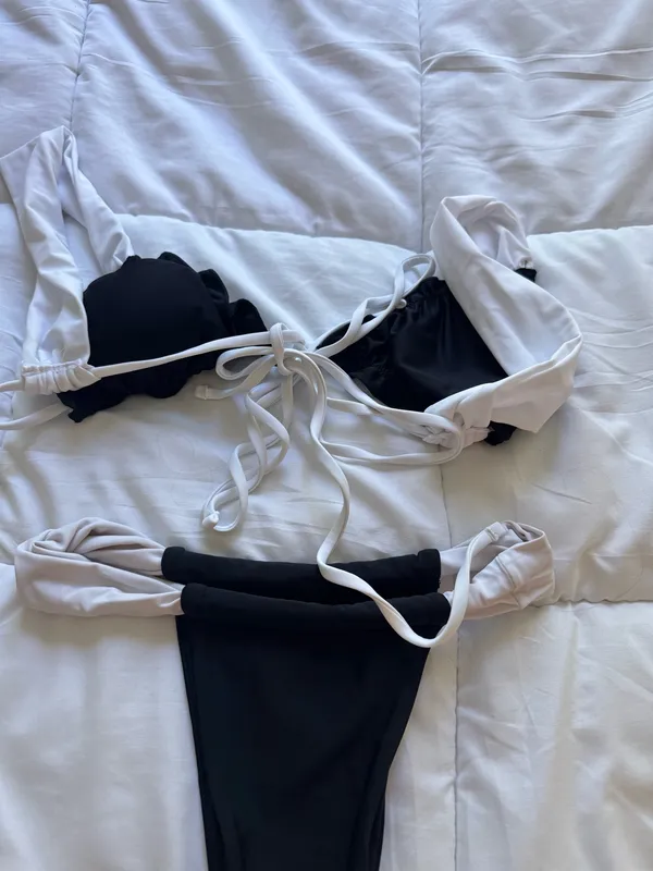 Black and white bikini Size XS - Image 4