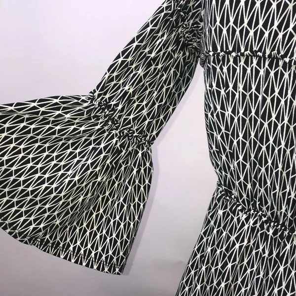 Sophie Max Studio Womens Dress Size XS Black White Geometric 3/4 Flounce Sleeve - Image 4