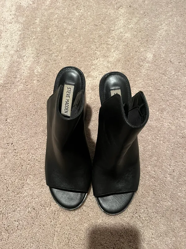 Steve Madden Black Leather Open Toe Booties - Image 4