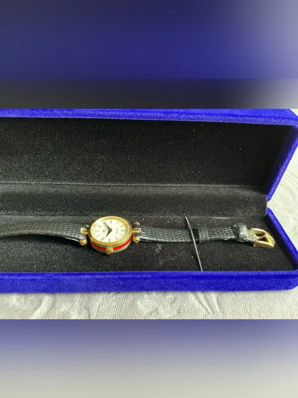 Ultra CUTE GUCCI SHERY LINE Watch 💛❤️💚 - Image 7