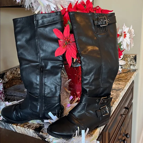 Black Full Length Boots Womens 7.5 Excellent condition - Image 2