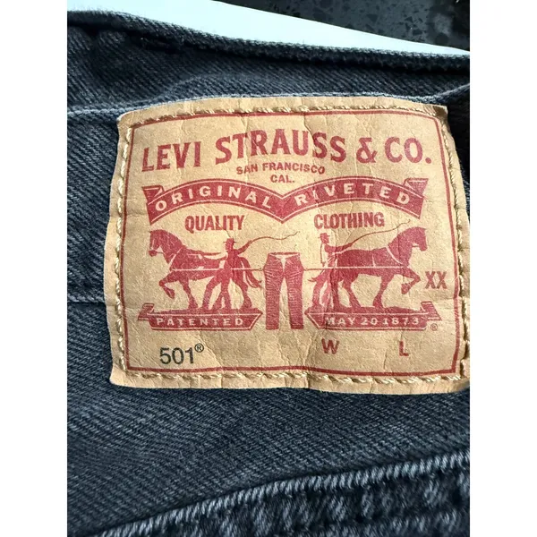 Levis 501 Original Womens Cutoff Denim Shorts Faded‎ Black Button Fly Size 29 - Image 4