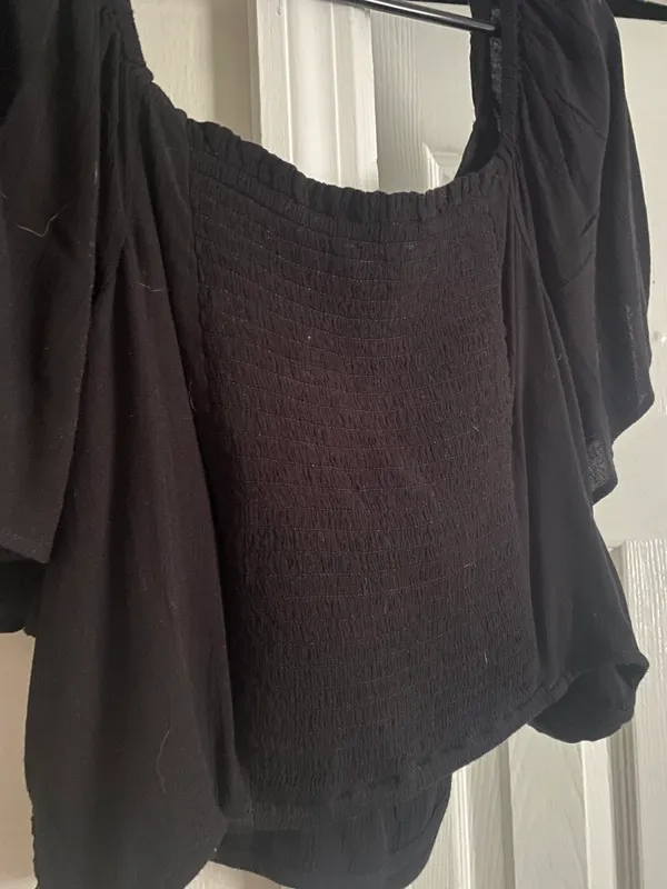 Black Cropped Formal Top - Image 4