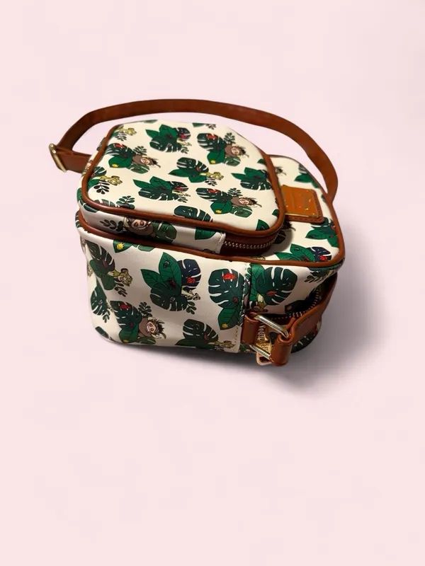 Loungefly Lion King Timon & Pumbaa Tropical Leaf Crossbody Bag - Image 5