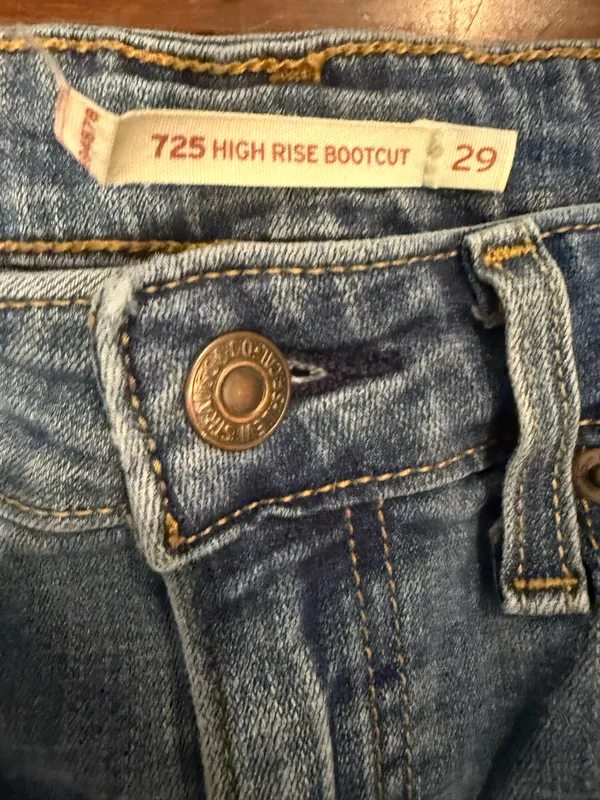 Levi's 725 high rise bootcut jeans in blue, size 29 #bootcut #highrise - Image 7