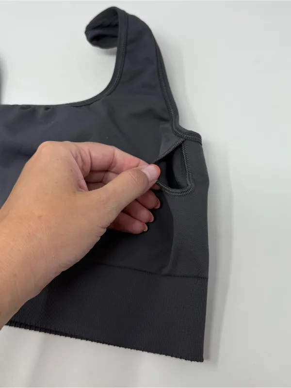 Peloton Dark Grey Ribbed Sports Bra Medium/Large Cycle Athletic Athleisure - Image 3