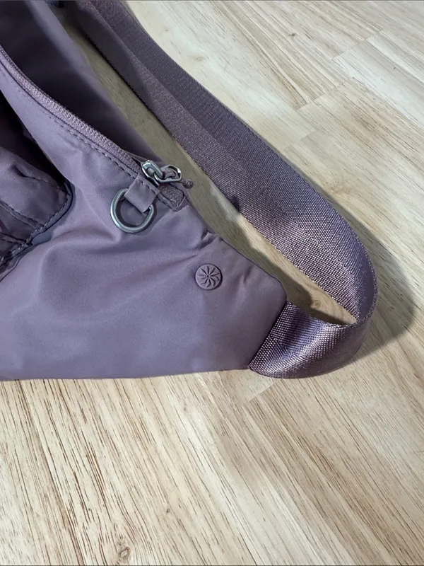 Athleta Mauve Fanny pack EUC - Image 7