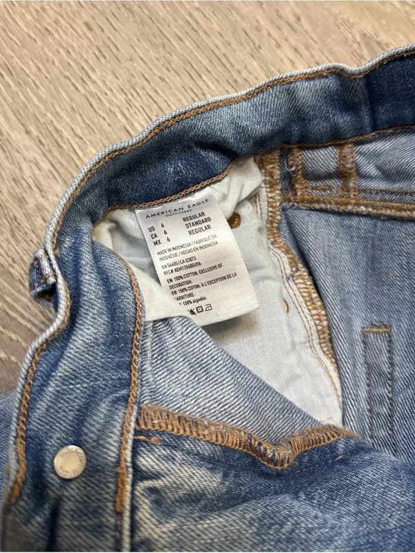 •AMERICAN EAGLE• BAGGY JEANS - Image 6
