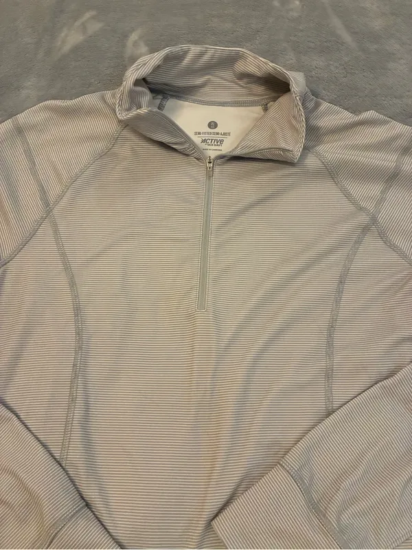 Old Navy Women's Light Beige/Gray Half-Zip Semi-Fitted Long Sleeve Top Size XL - Image 3