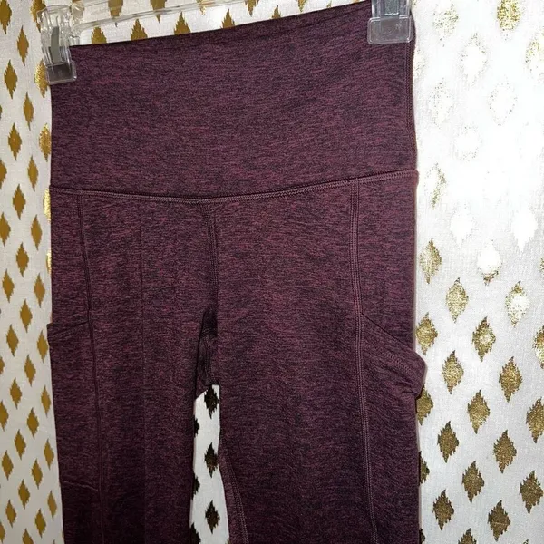Aerie offline Chill Play Move Leggings Maroon size S - Image 3