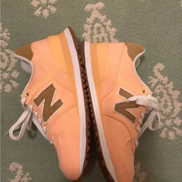 New Balance Women's Peach and Gold Sneakers - Image 3