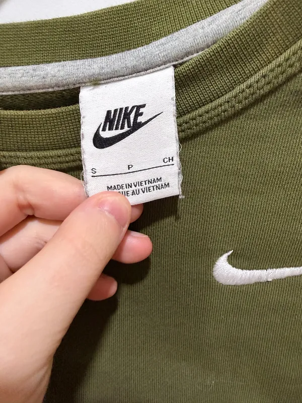 Green Nike Pullover - Image 2