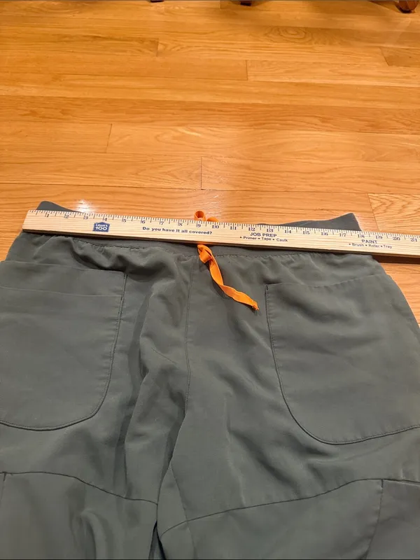 Figs women’s olive green Zamora joggers size xlarge tall . - Image 5