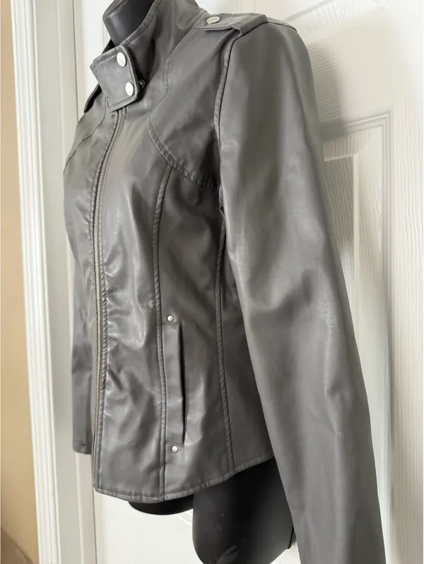 Therapy gray moto jacket Size M - Image 6