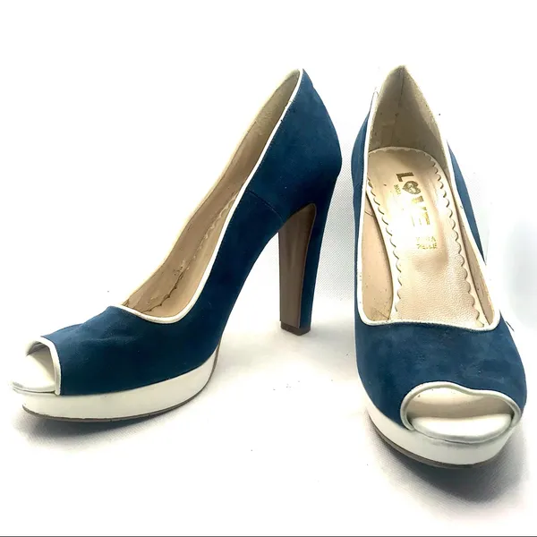 Love Made In Italy Blue Suede Peep-Toe Pumps With White Leather Trim (40) - Image 7