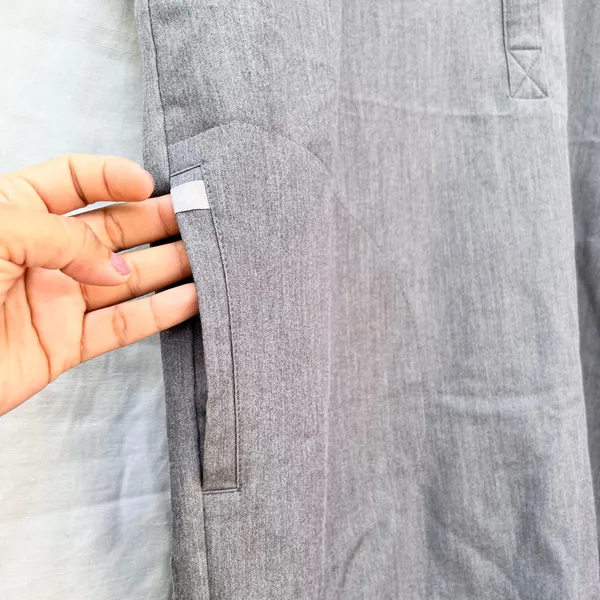 Figs | Rafaela Oversized Scrub Top Shirt In Graphite Gray Medium - Image 7