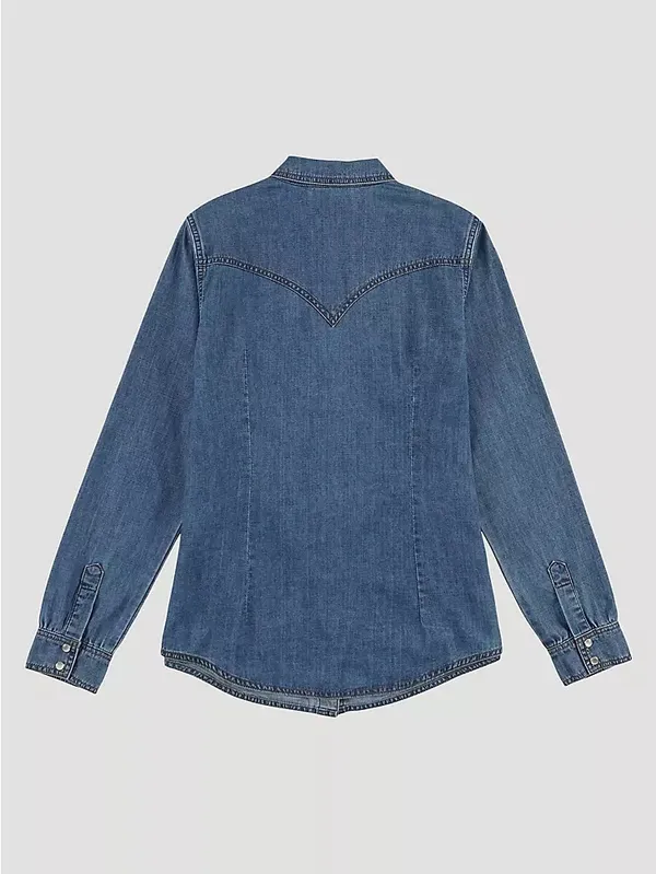 $70 NWOT WOMEN'S WRANGLER CLASSIC WESTERN SNAP DENIM SHIRT in mid wash L - Image 5