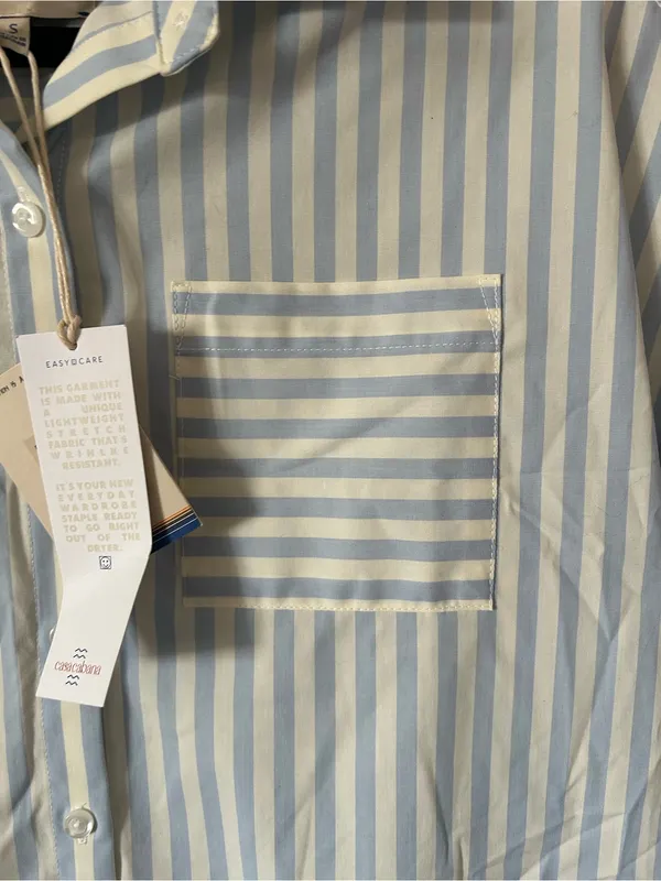 Casa cabana blue and white striped button down shirt sz small - Image 2