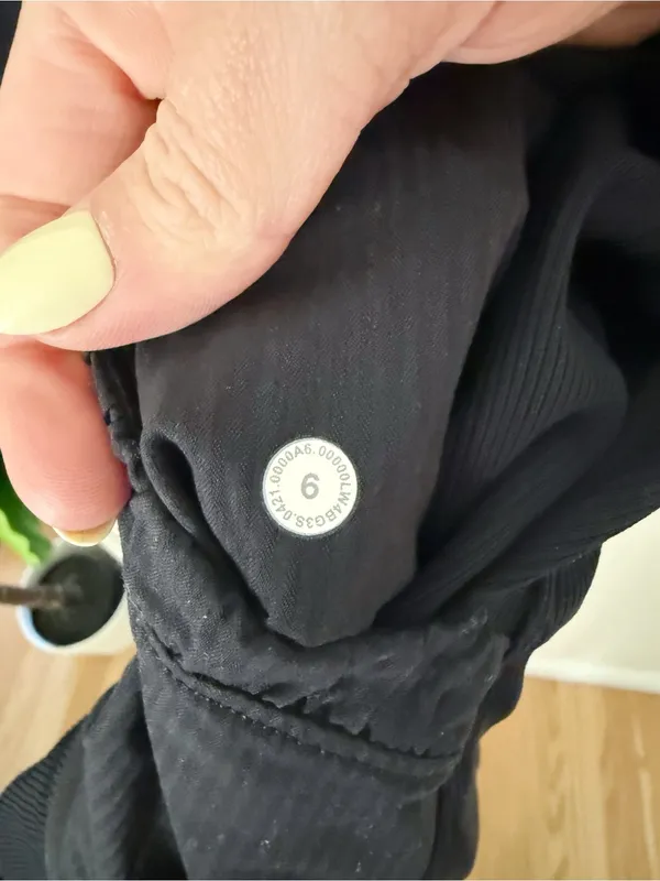Lululemon Dance Studio Jacket Sz 6 - Image 4